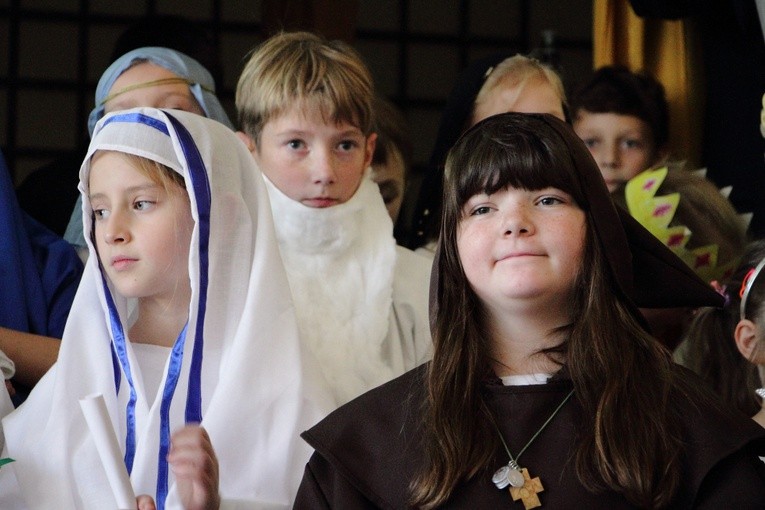 Korowód świętych w Prokocimiu Nowym 2015