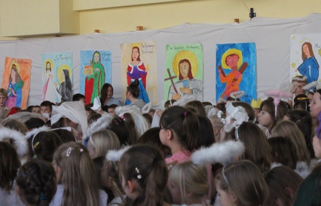 Bal Wszystkich Świętych w SP nr 10