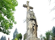 Cmentarz w Kraśniku uczy pokory