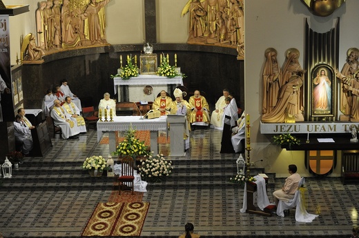 9. dziewica konsekrowana