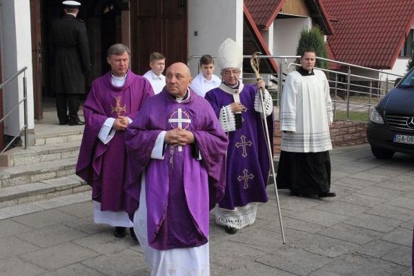 Pogrzeb szczątków adm. Karwety