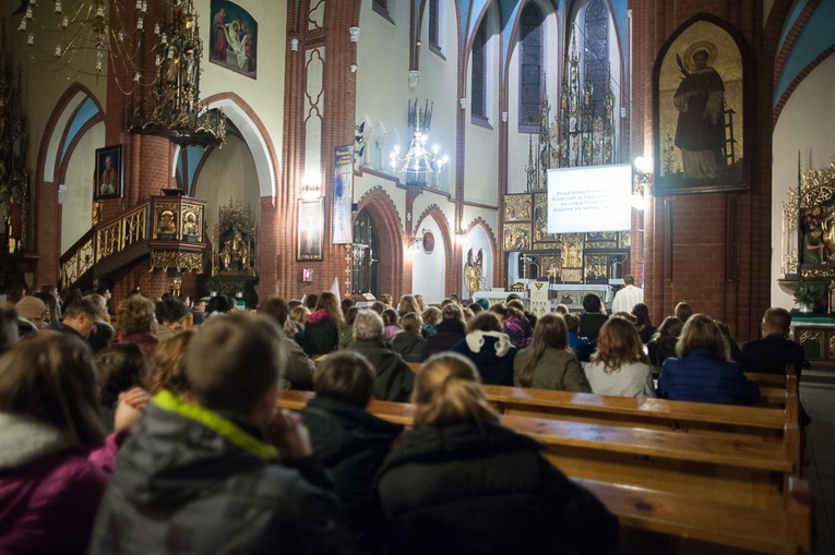 Pochód świętych w Wirku