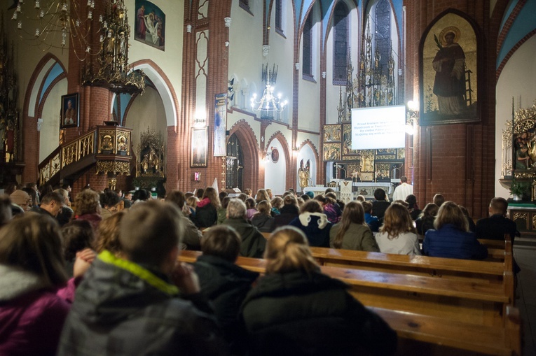 Pochód świętych w Wirku