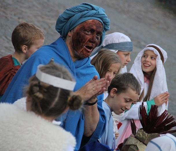 Korowód świętych w Sulęcinie