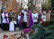 Nie umieram. Wchodzę w życie