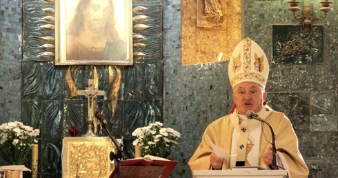 W cierpieniu na Górę Błogosławieństw...