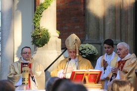 Eucharystii przewodniczył bp Roman Pindel