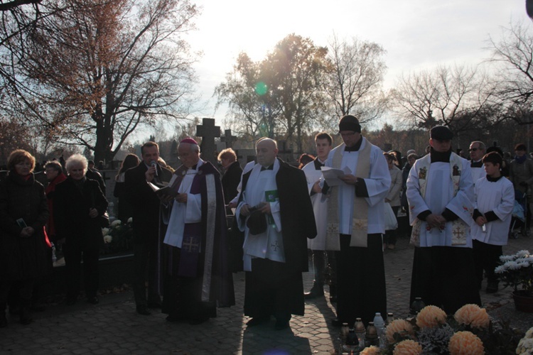 Uroczystość Wszystkich Świętych w Skierniewicach