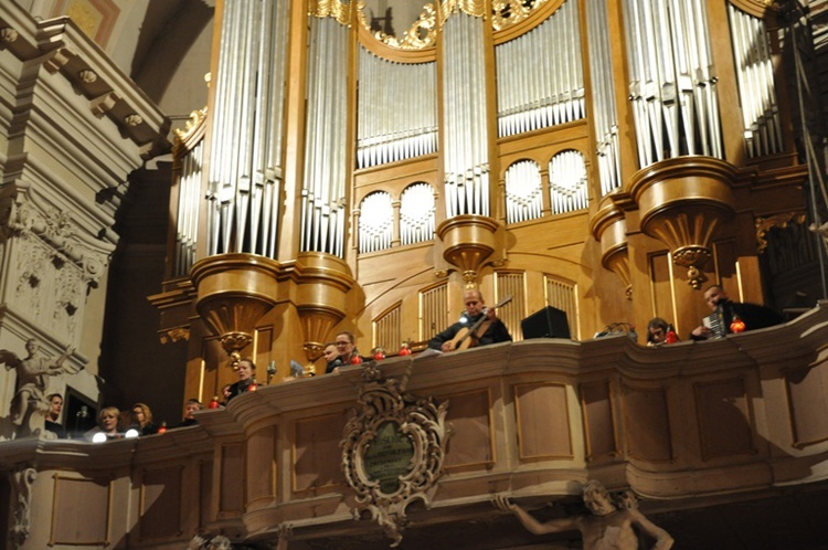 Noc Świętych w Rawie Mazowieckiej