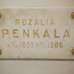 Bp Roman Pindel na cmentarzu w Andrychowie