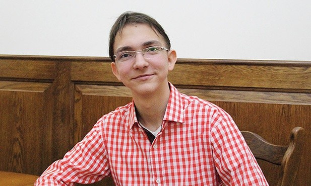 Alana Wittbrodta pasją do śpiewania pieśni patriotycznych zaraziła mama