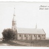 Kościół w Podlesiu. Archiwalne zdjęcie z lat 20. XX wieku