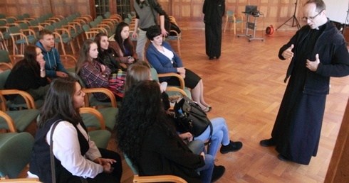 Intelekt w walce ze złem