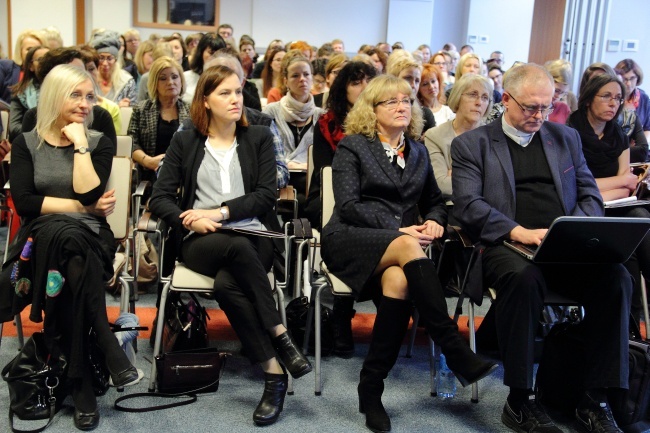 Konferencja "Zapomniani żałobnicy" 