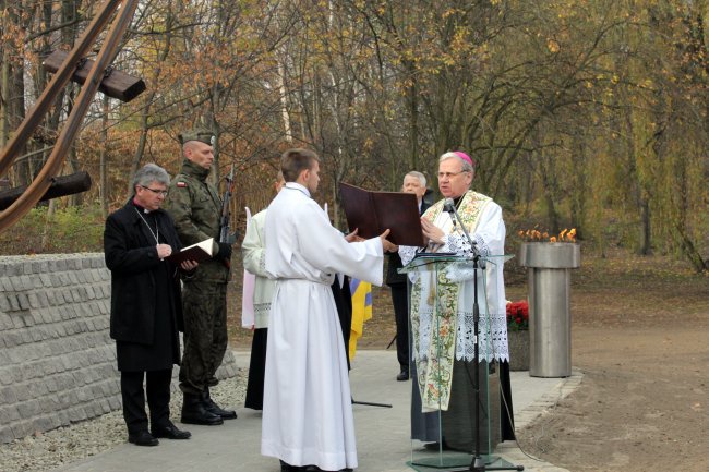 Pomnik ofiar Tragedii Górnośląskiej w Bytomiu