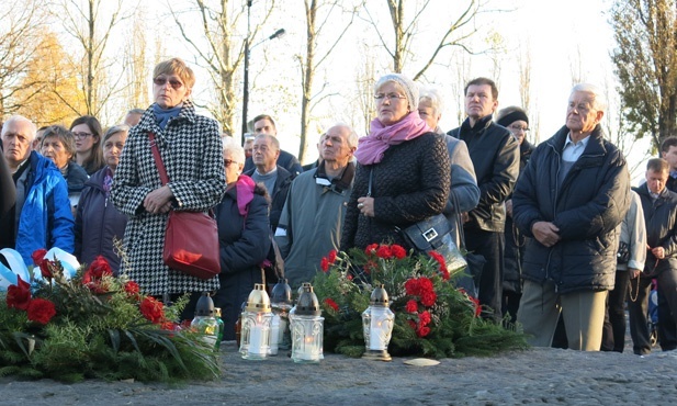 Z Krzyżem w byłym KL Birkenau