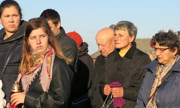 Z Krzyżem w byłym KL Birkenau