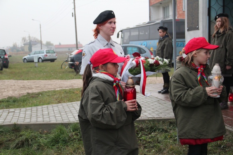 Uroczystości patriotyczne w Julianowie