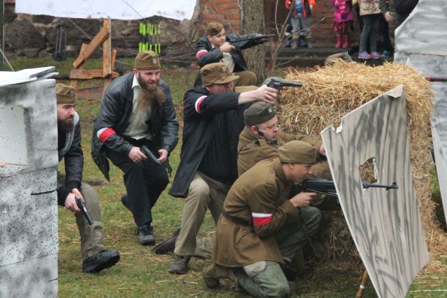 Inscenizacja batalistyczno-historyczna