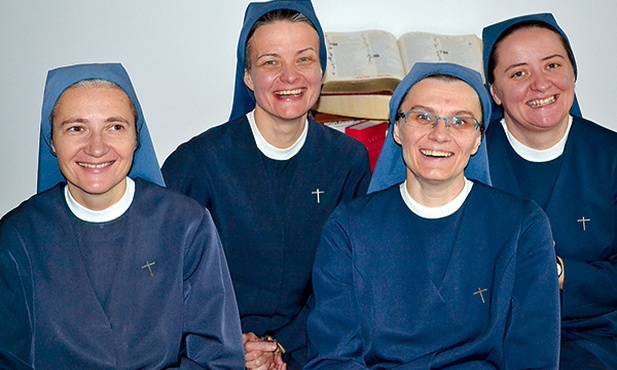  Skierniewicka wspólnota to 4 siostry (od lewej): Anna, Anna Maria, Lucyna i Alicja