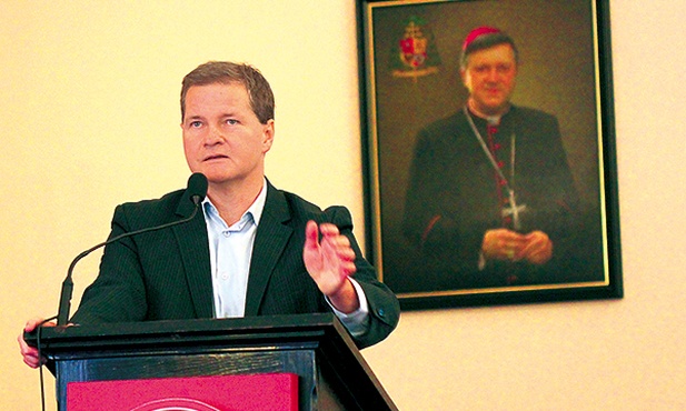  – Dialog z islamem się nie powiedzie, jeśli Europejczycy będą dalej zawstydzeni swoją tożsamością – twierdzi prof. dr hab. Grzegorz Kucharczyk 