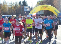 Start głównego Biegu Niepodległości 