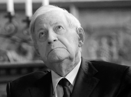 Zmarł Helmut Schmidt