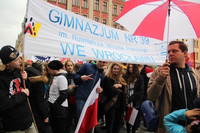 Radosna Parada Niepodległości 2015