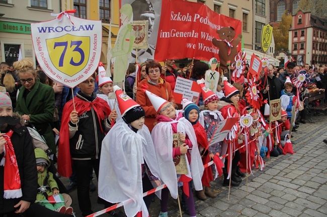 Radosna Parada Niepodległości 2015