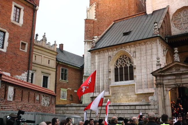 Modlitwy i deklaracje polityczne PiS