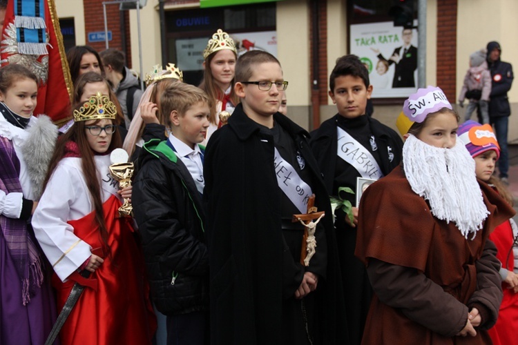 Święci na uroczystościach ku czci św. Wiktorii