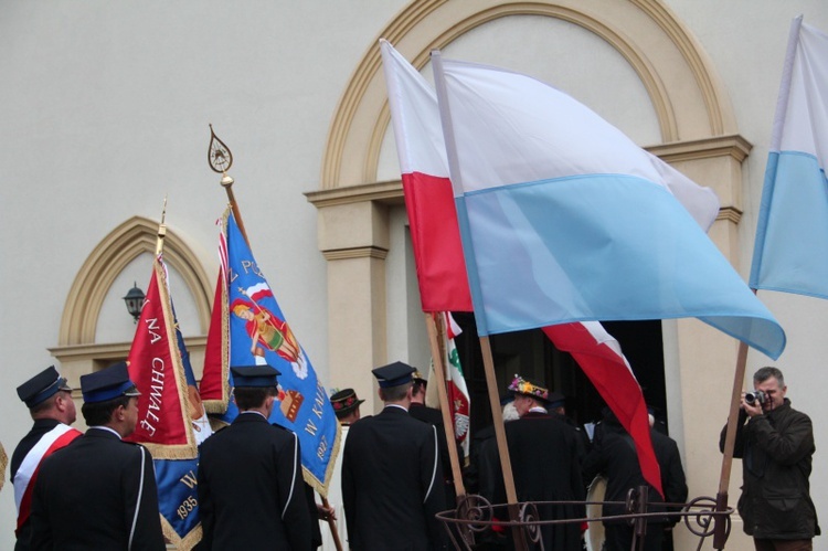 Uroczystości patriotyczne w Łyszkowicach