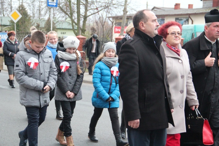 Uroczystości patriotyczne w Łyszkowicach