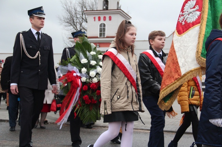 Uroczystości patriotyczne w Łyszkowicach