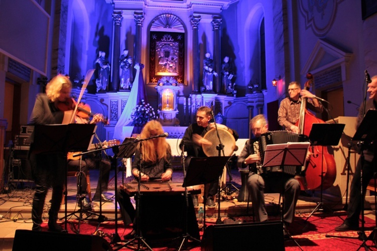 Michał Lorenc i koncert DesOrient w Rzeczycy