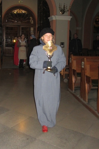 II Szkolnego Korowodu Świętych