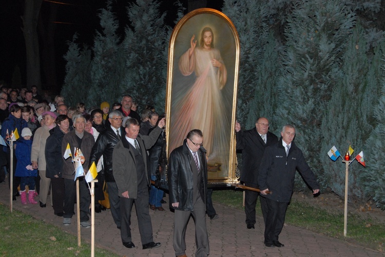 Nawiedzenie w parafii pw. Ducha Świętego w Mielcu