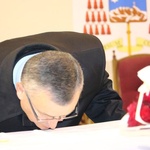 Konsekracja kościoła św. Jana Pawła II w Krzeszowicach