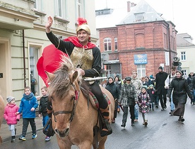  Oprócz uroczystości patriotycznych na 11 listopada tradycją już stały się w Darłowie świętomarcińskie marsze 