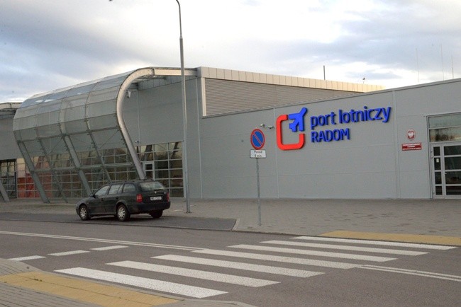 Terminal lotniczy w Radomiu