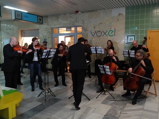 "Sinfonietta Cracovia" i akcja krwiodawstwa 