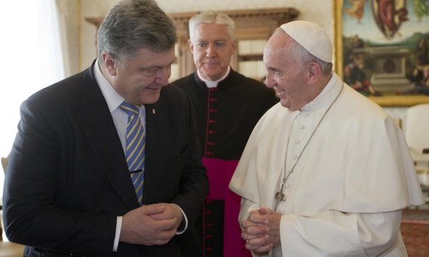 Poroszenko: Papież przyjął zaproszenie na Ukrainę