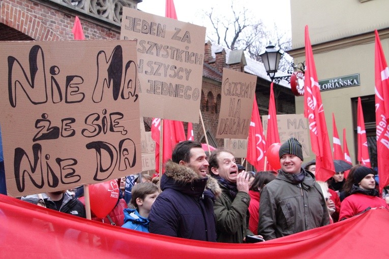 Marsz na otwarcie bazy rodzin Szlachetnej Paczki 2015