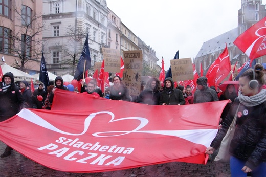 Marsz na otwarcie bazy rodzin Szlachetnej Paczki 2015