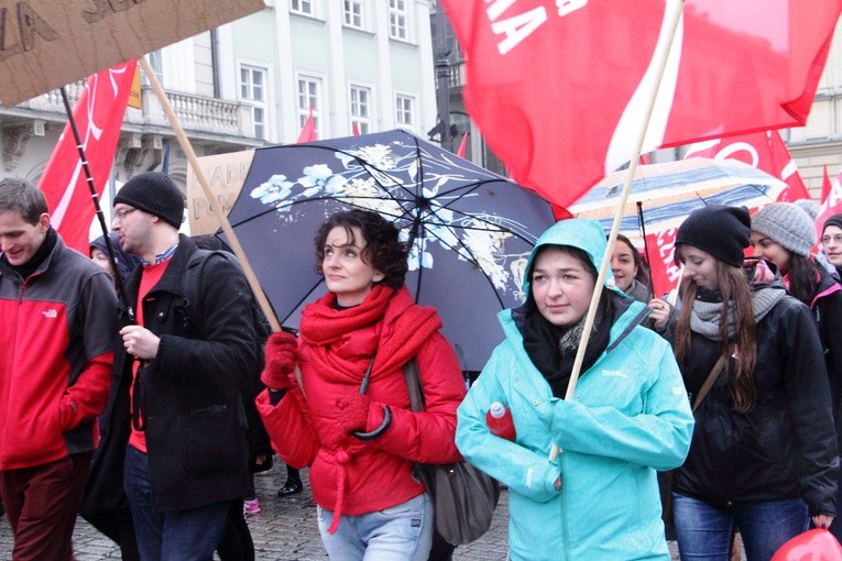 Marsz na otwarcie bazy rodzin Szlachetnej Paczki 2015