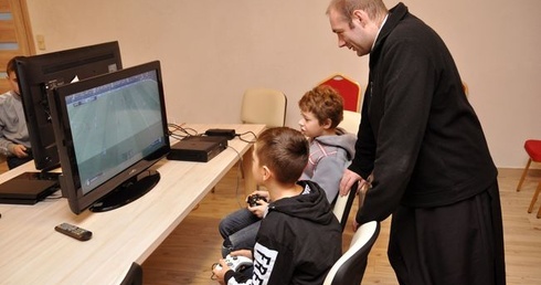Parafialny puchar w grę "Fifa"