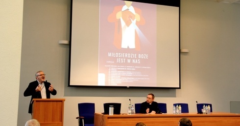 Etyka bez duchowości jest jak wydmuszka