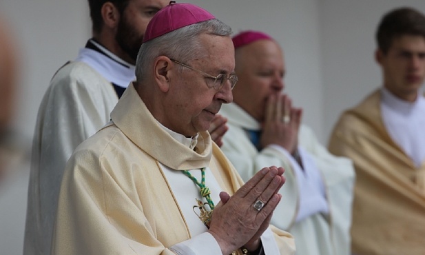 Abp Gądecki: Organizacja społeczeństwa winna być oparta na równowadze władz