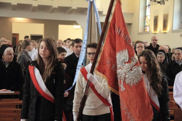 Konsekracja ołtarza w kościele Chrystusa Króla