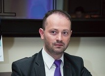 Szymon Chrostowski, prezes Polskiej Koalicji Pacjentów Onkologicznych, sam w młodości pokonał raka i wie, jak trudno walczyć o wyzdrowienie